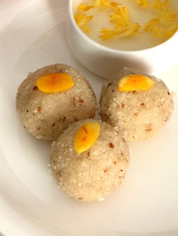Sabudana Badaam Ladoo